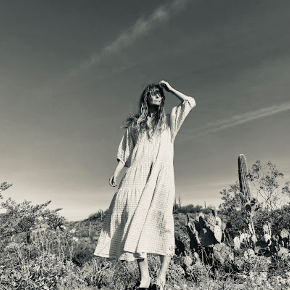 Meet your Posher, Samantha - Picture 1 of 1